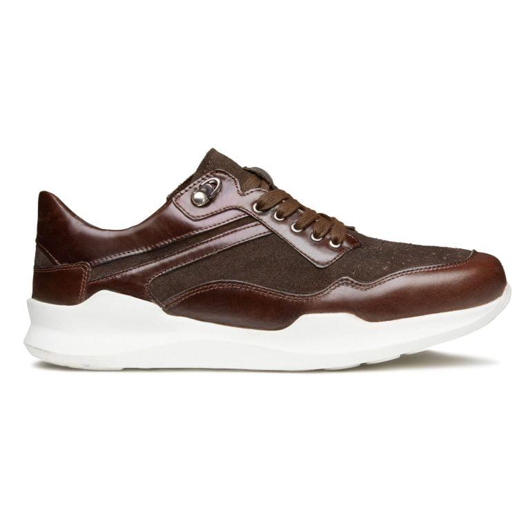 Sneaker Hunting Café